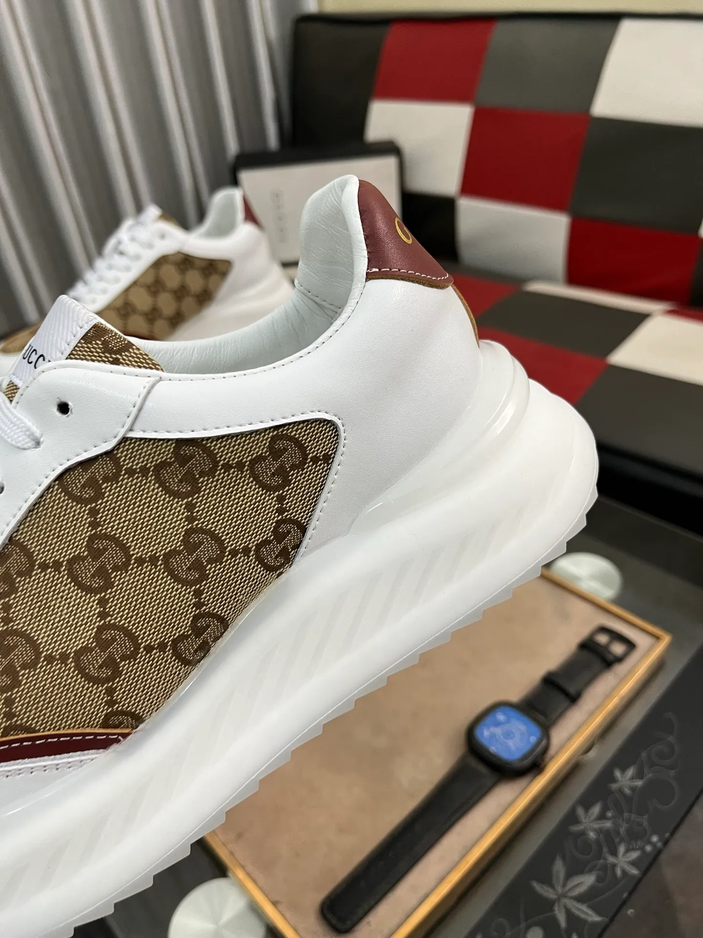 Men's shoes 💰458⌚️⌚️[GUCCI] The latest trendy men's casual shoes, the fabric is made of embossed cowhide imported from Italy, comfortable sheepskin lining + feet, the original outsole is wear-resistant and non-slip, high-level version, size: 38-444️⃣Colors available